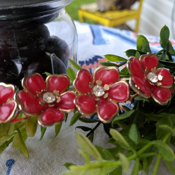 Whimsical 🌹vintage bracelet and turtle pin! - Picture 7 of 7